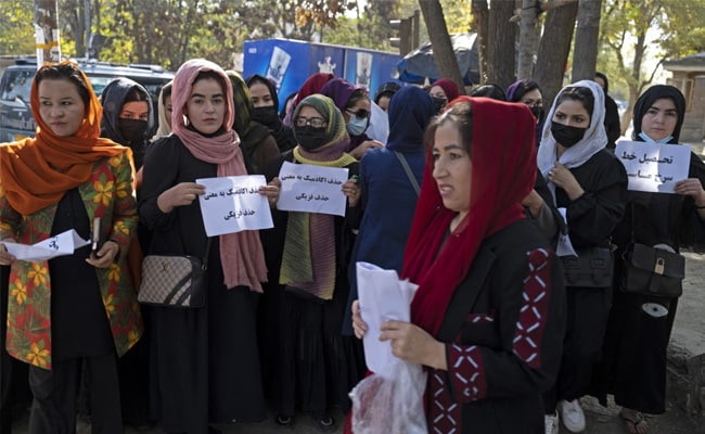 Afghan Women Protest After Female Students Expelled From University Dorms